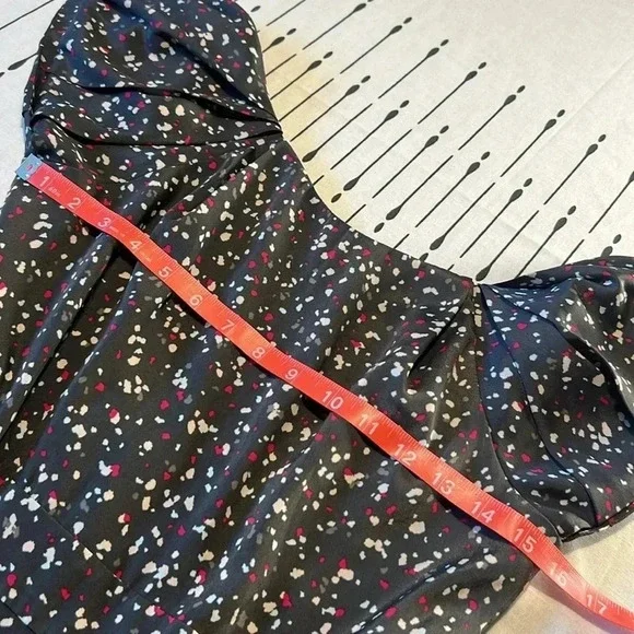 BCBG Generation Dress. Charcoal gray  with pink and cream speckles. Size 6 - Picture 13 of 14